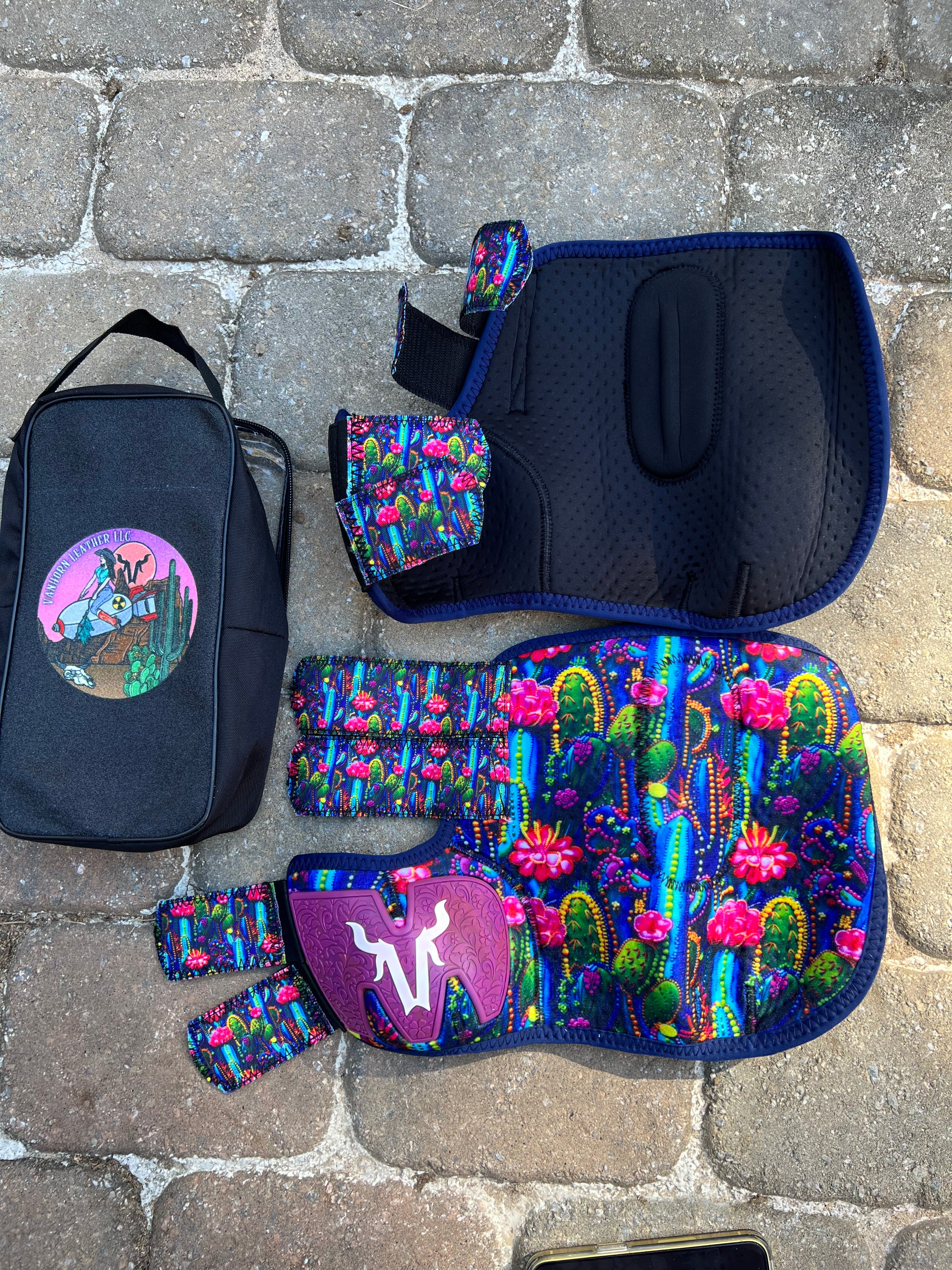 Neon Cactus splint boots