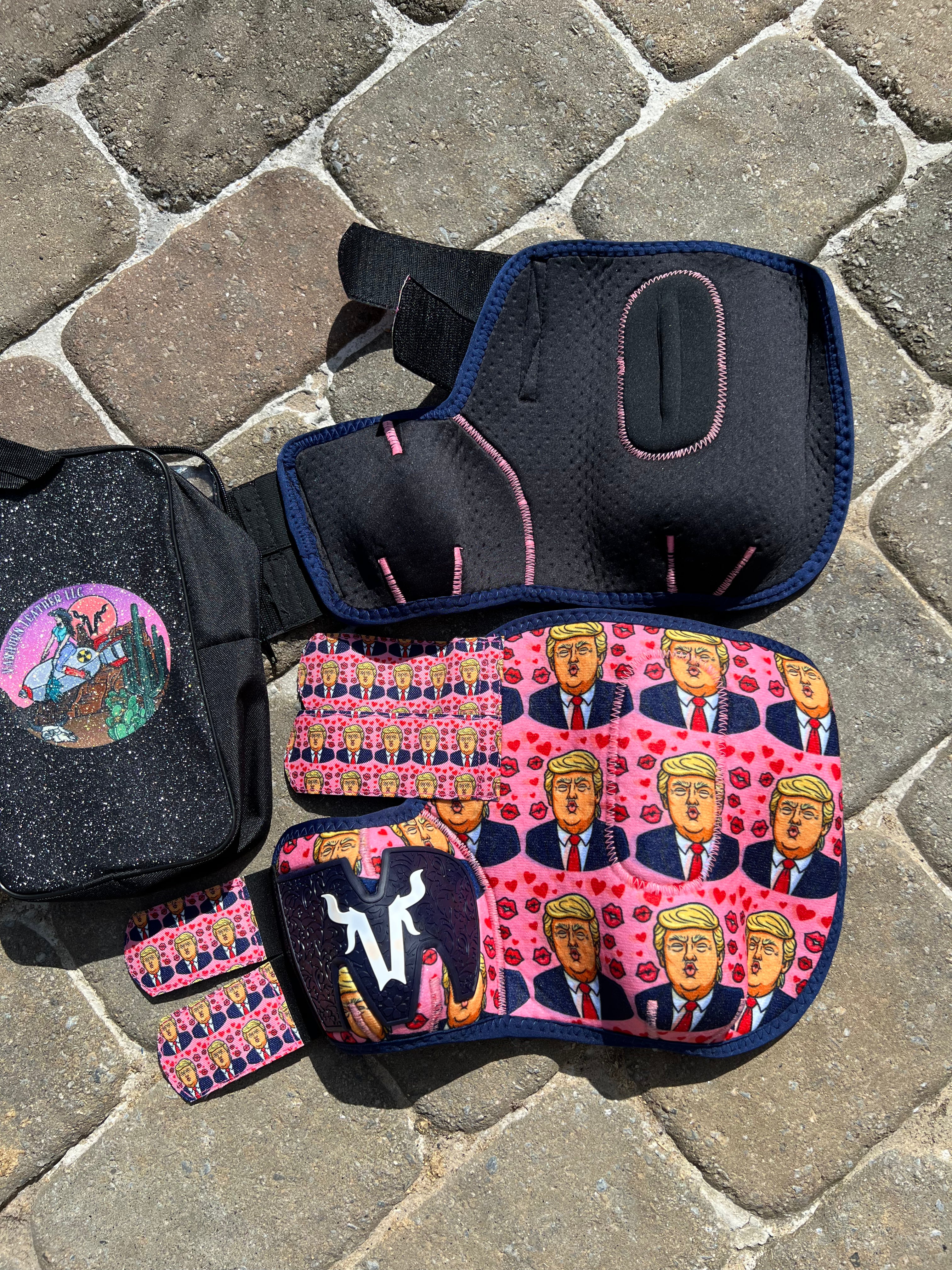 Pink Kissy Trump splint boots