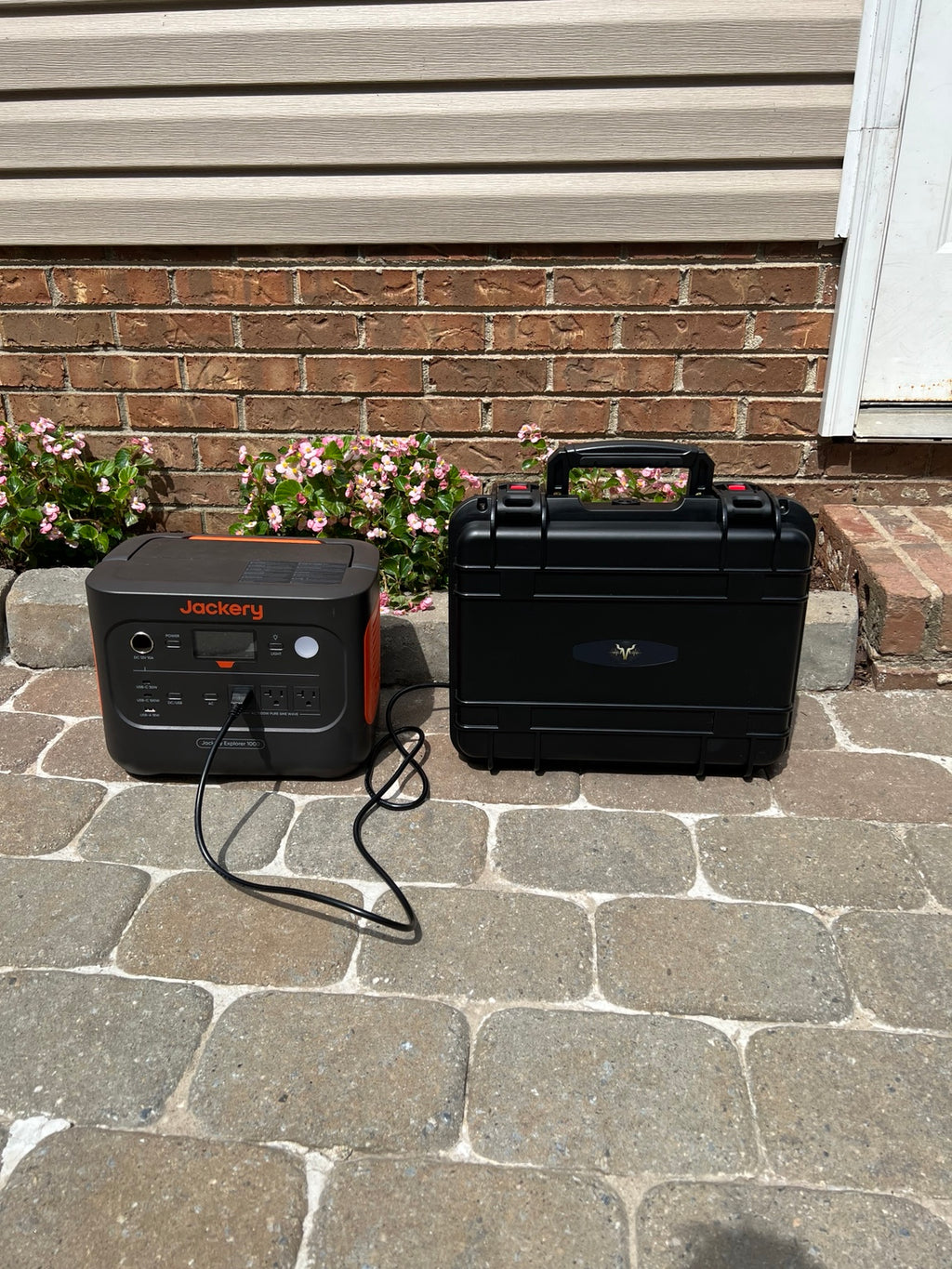 VanHorn equine shockwave therapy system in rugged transport case